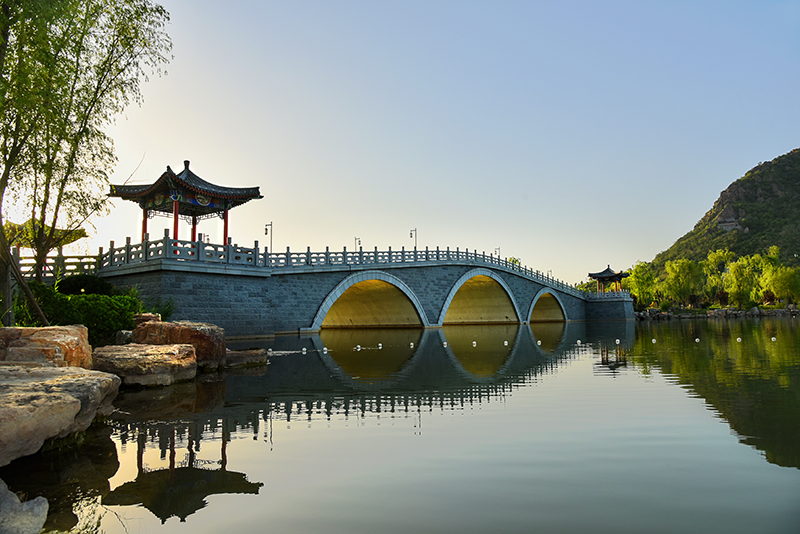 濟(jì)南華山洼濕地公園崇正橋、煙雨橋